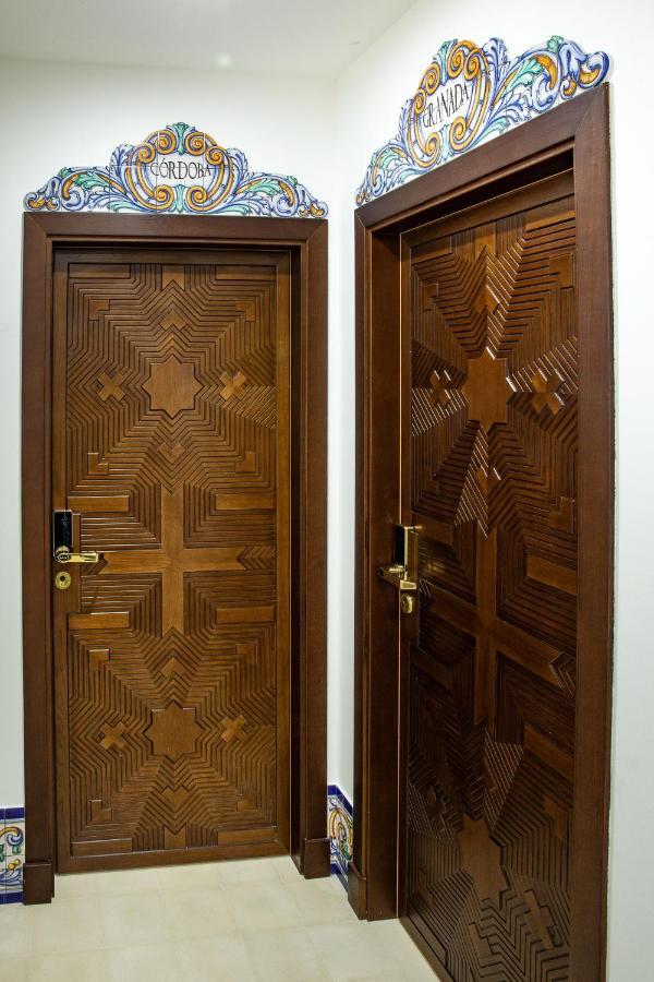 Posada Boutique El Gallo Moron Морон-де-ла-Фронтера Екстер'єр фото